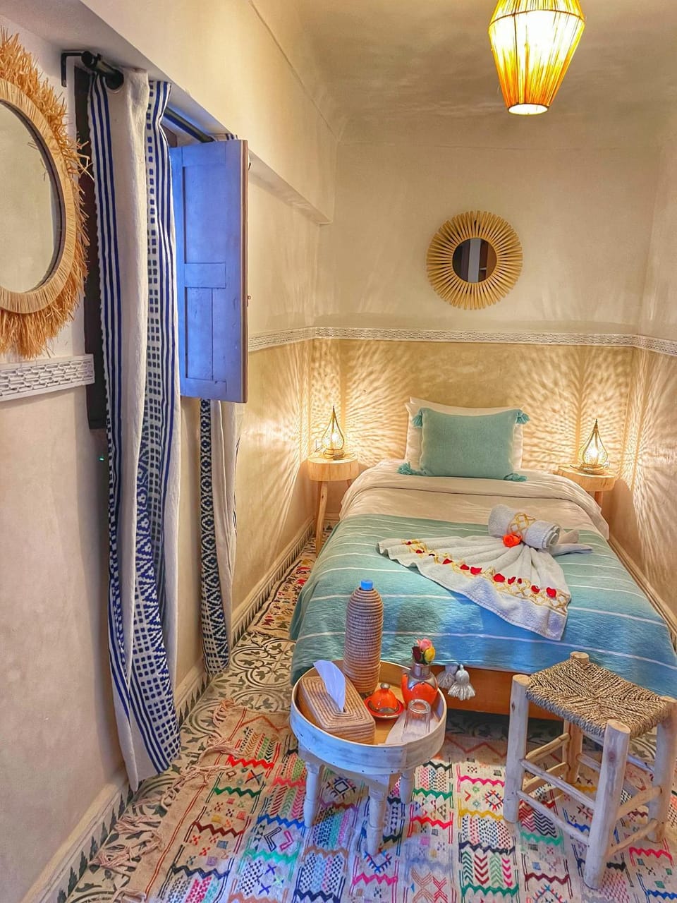 Seating area, Bedroom
