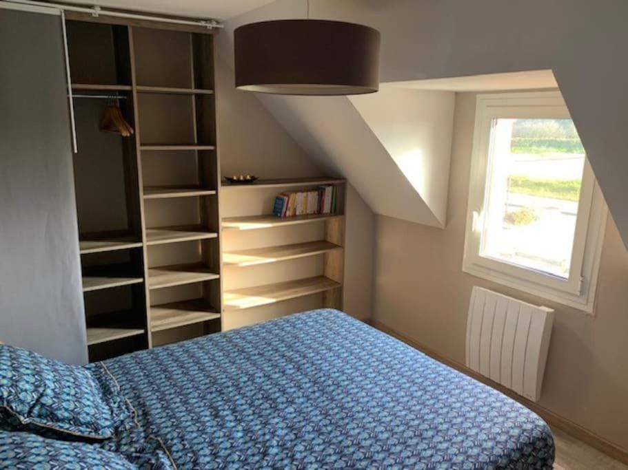 Bed, Photo of the whole room, Bedroom, wardrobe