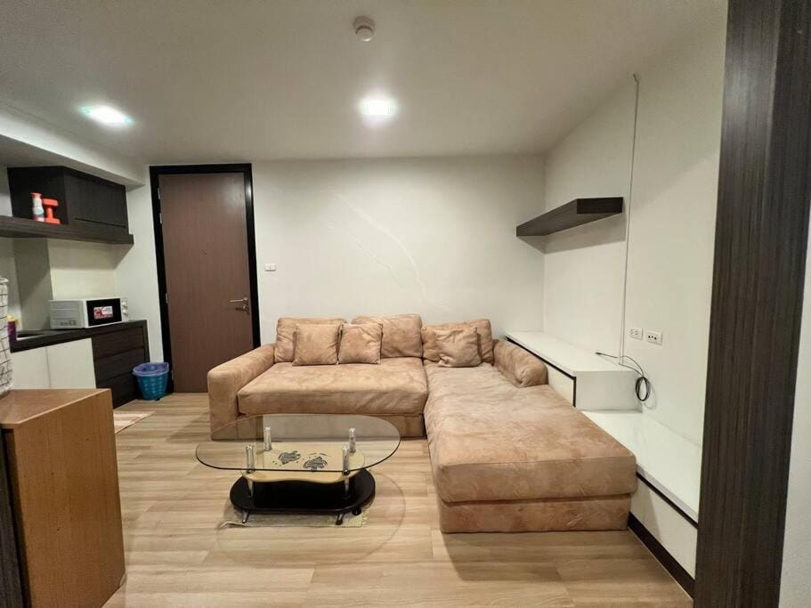 Living avenue condo Apartment in Chon Buri Changwat