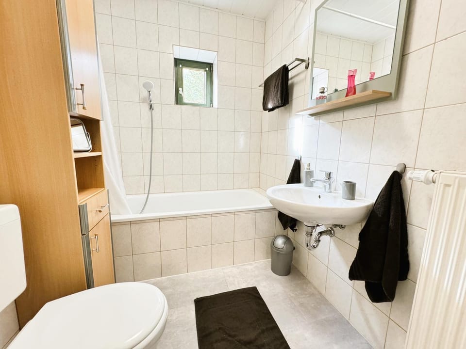 66m² Ferienwohnung "Moritz" - direkt an der Erlebniswelt & Skiarena bis 4 Personen Apartment in Erzgebirgskreis