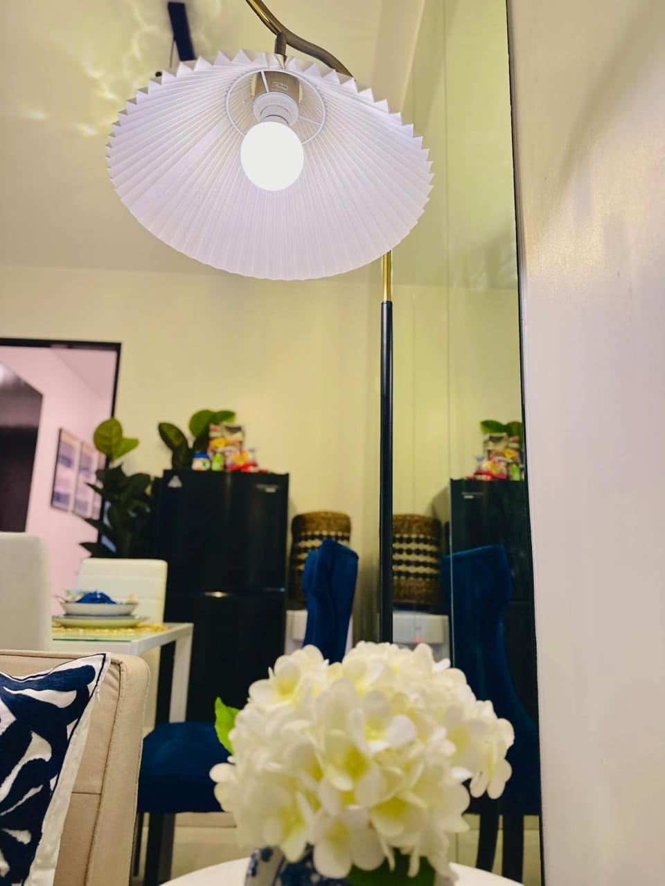 CasadeIsabel: Elegant 2BR n Cebu/Washing/Netflix Apartment in Lapu-Lapu City