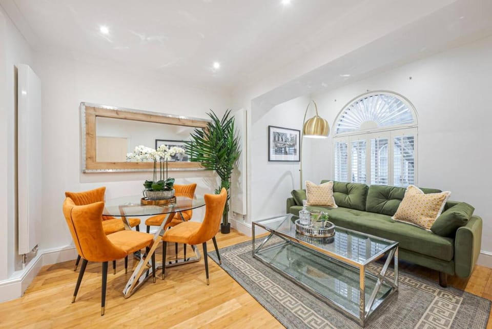 Exclusive 2Bd 2Bth in the heart of Belgravia Apartment in City of Westminster