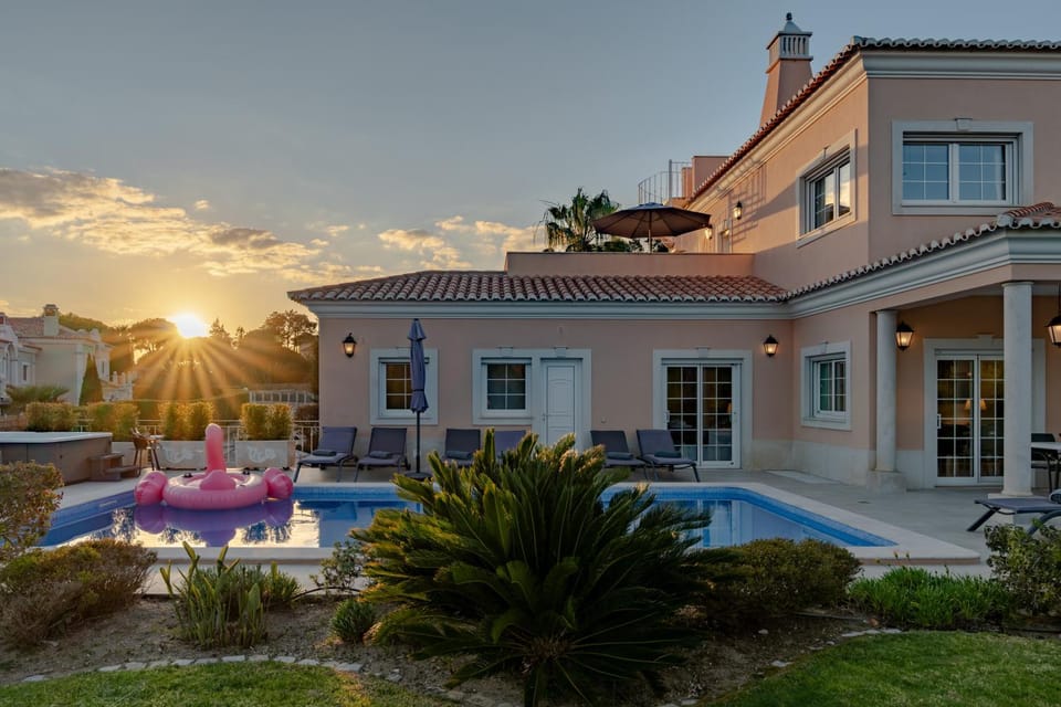 Property building, View (from property/room), View (from property/room), Swimming pool
