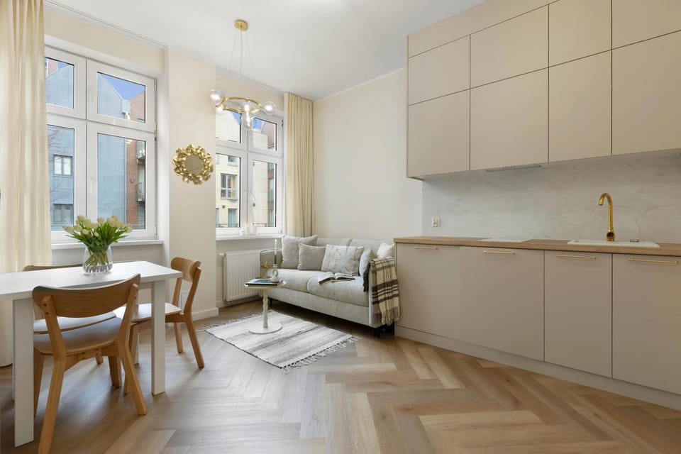 Kitchen or kitchenette, Living room, Seating area