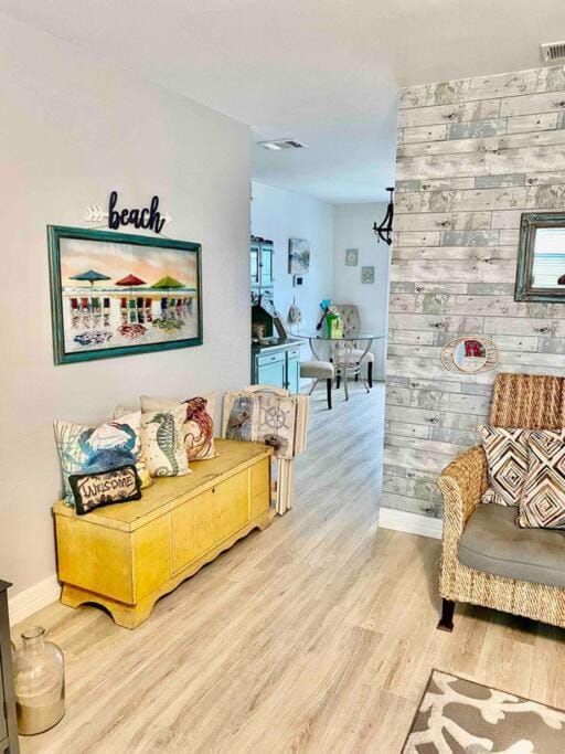 Beach Blanket Bungalow - A Wonderful townhome near the beach, no pets House in Texas City
