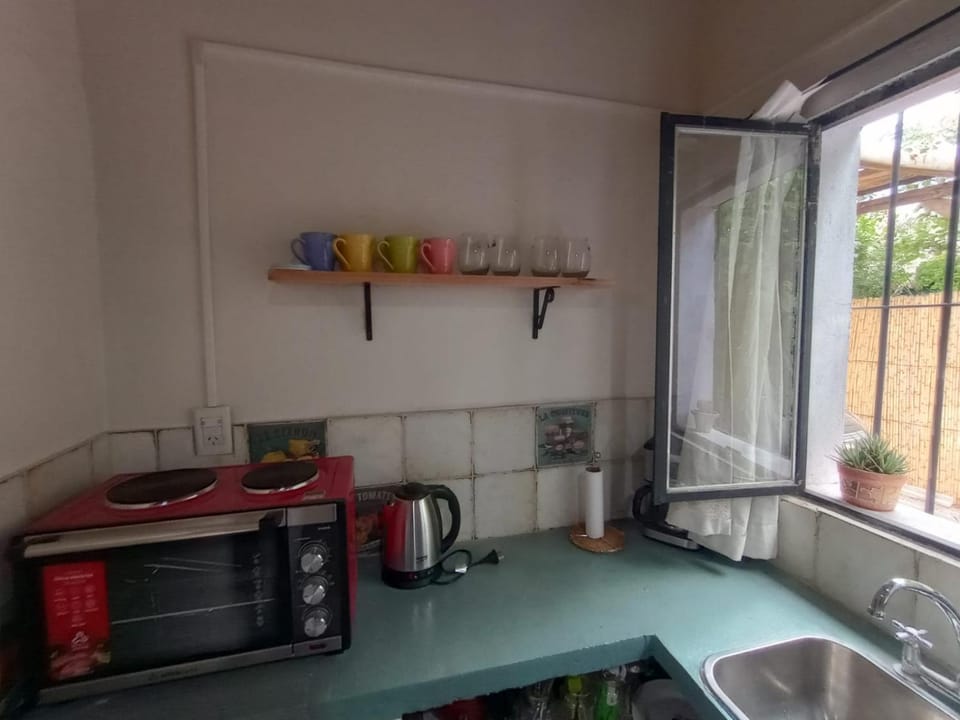 Coffee/tea facilities, Kitchen or kitchenette, minibar