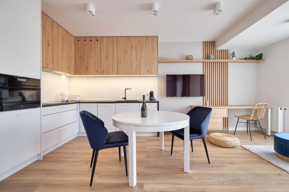 TV and multimedia, Kitchen or kitchenette, Dining area, pet friendly, stove