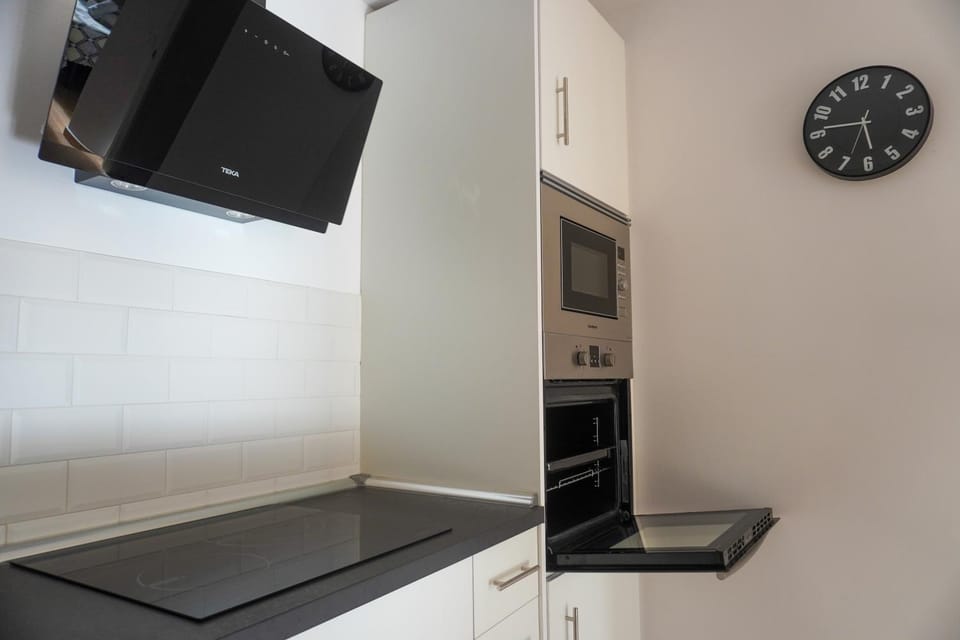 pet friendly, stove