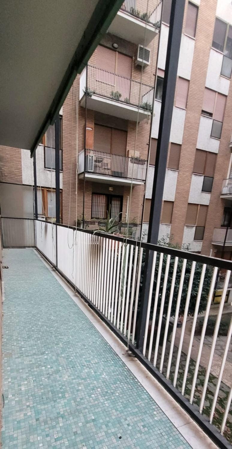 Property building, Balcony/Terrace