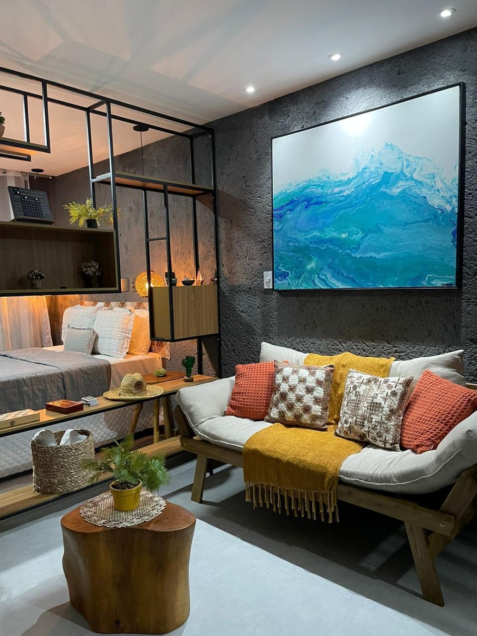 Bed, Living room, Photo of the whole room, Seating area, Bedroom