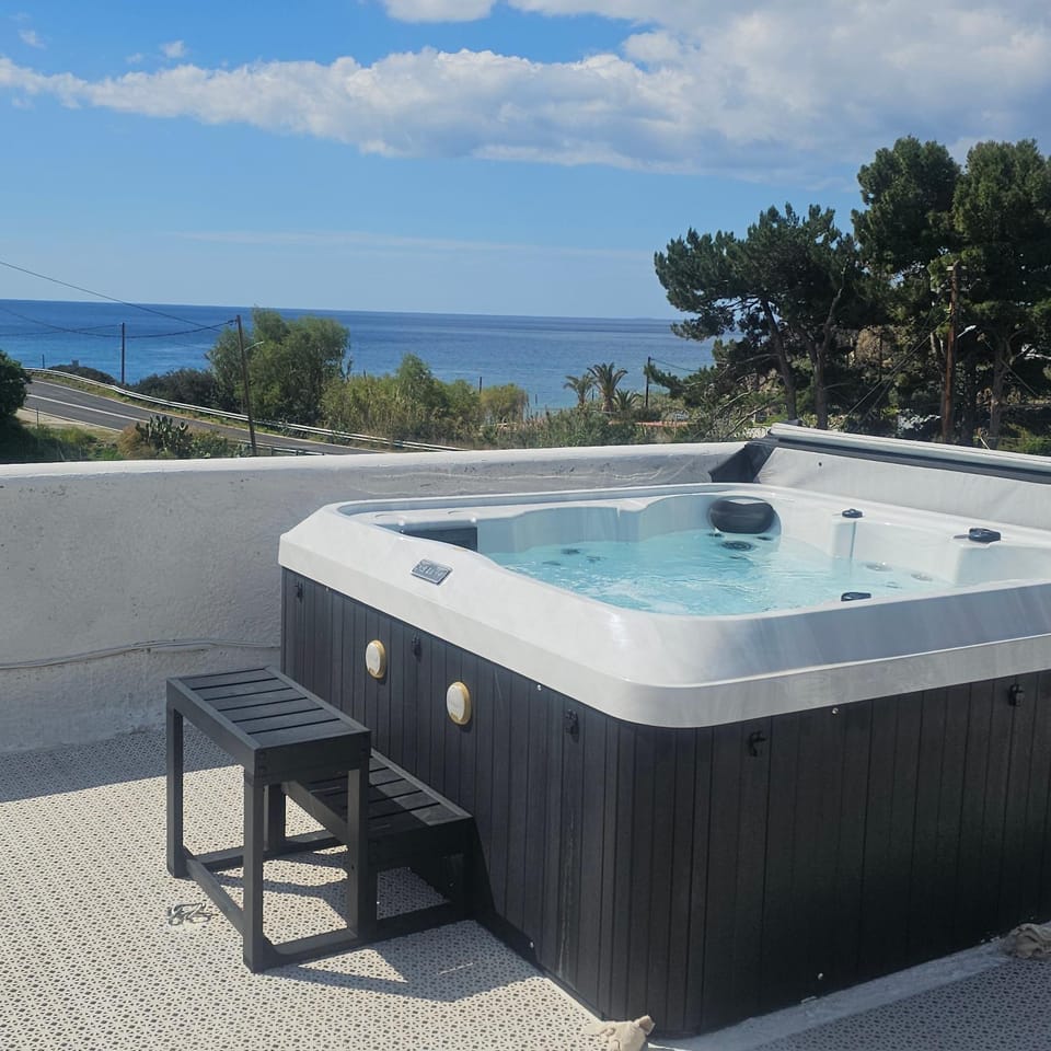 Retreat Villa Olya - Seaside & Spa House in Lasithi