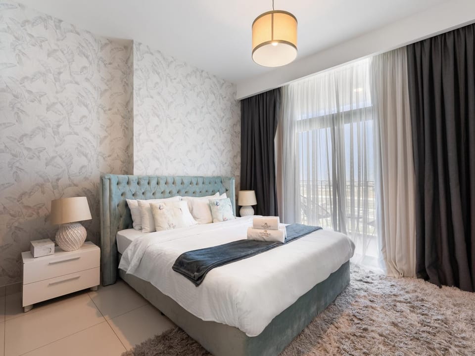 Modern Comforts -1 BR in Park Point- Dubai Hills Apartment in Dubai