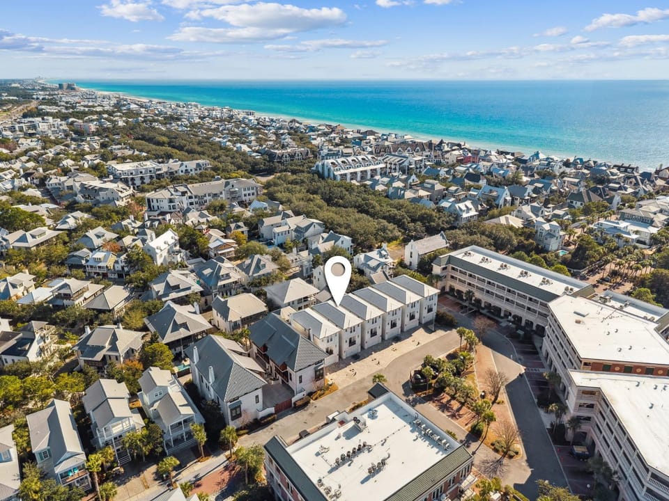 Property building, Neighbourhood, Bird's eye view, Beach