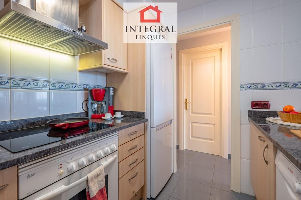 Kitchen or kitchenette, pet friendly, kitchen