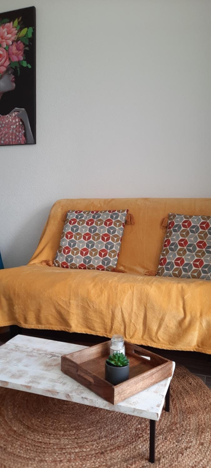 Seating area, Bedroom