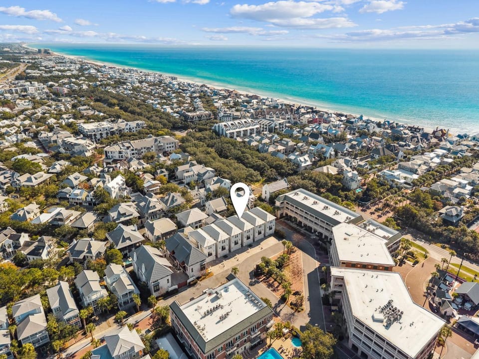 Property building, Neighbourhood, Bird's eye view, Beach