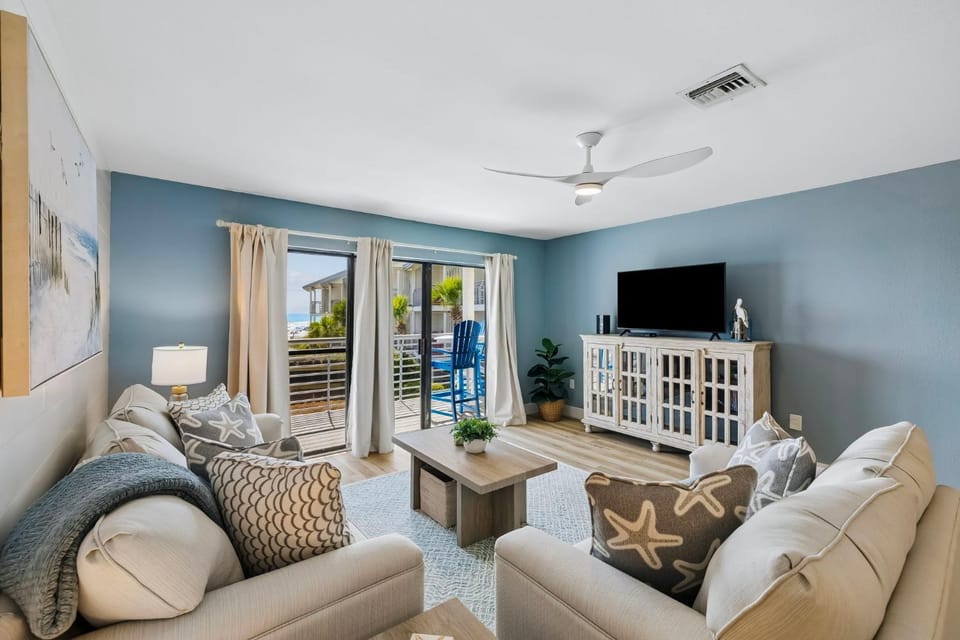 TV and multimedia, View (from property/room), Balcony/Terrace, Living room, Family
