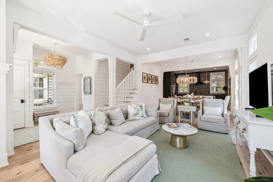 HollieBird House by 30A Escapes House in South Walton County