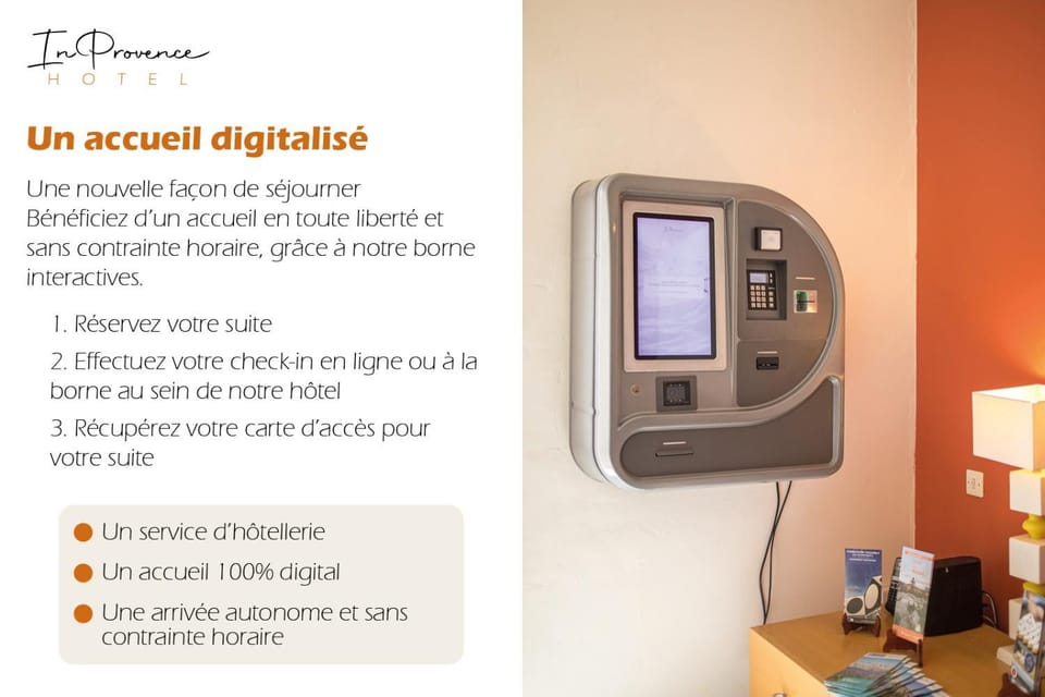 Lobby or reception, Autumn