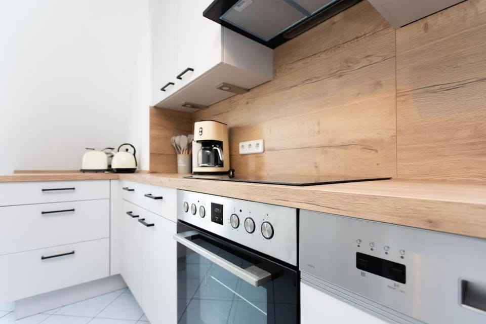 Kitchen or kitchenette, pet friendly, toaster