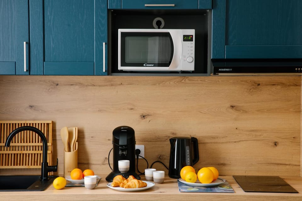 Coffee/tea facilities, minibar