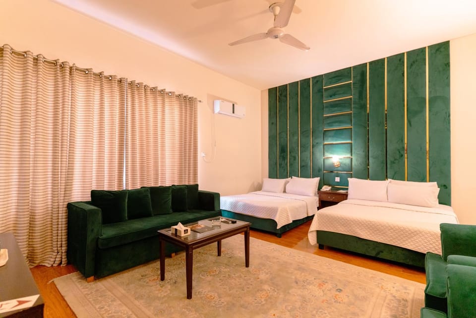 VIP House Peshawar Hotel in Punjab