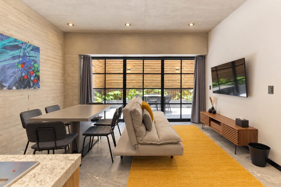 Patio, TV and multimedia, Living room, Seating area, Dining area