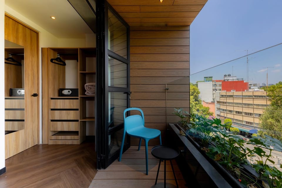 Day, View (from property/room), Balcony/Terrace, City view