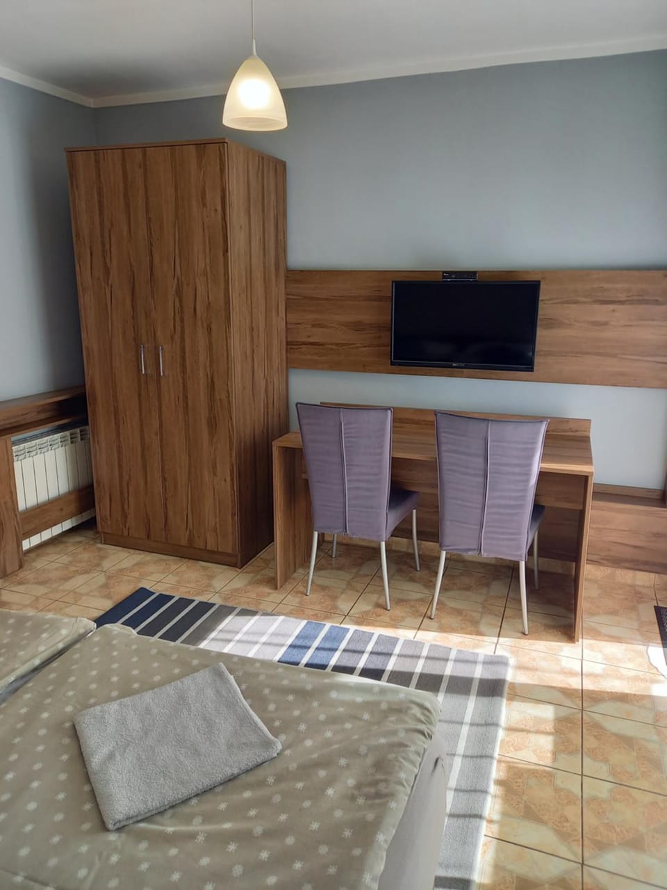 TV and multimedia, wardrobe