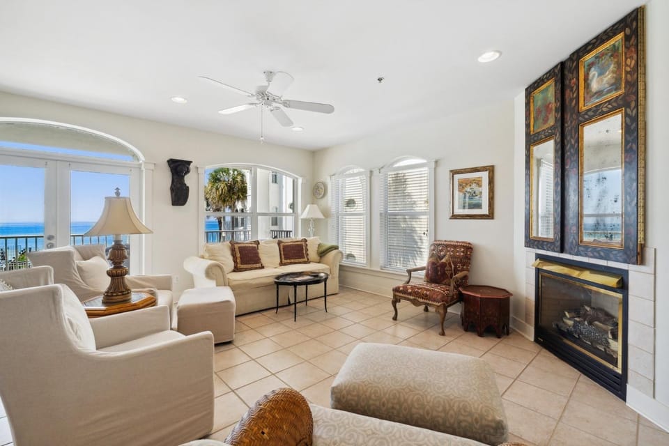 Living room, Family