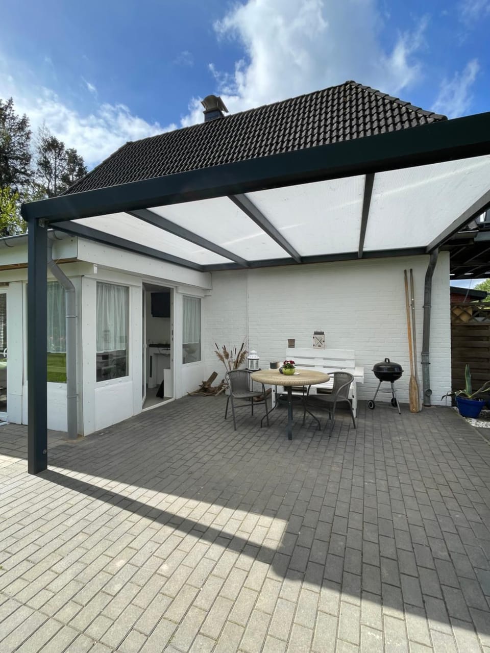 Property building, Balcony/Terrace