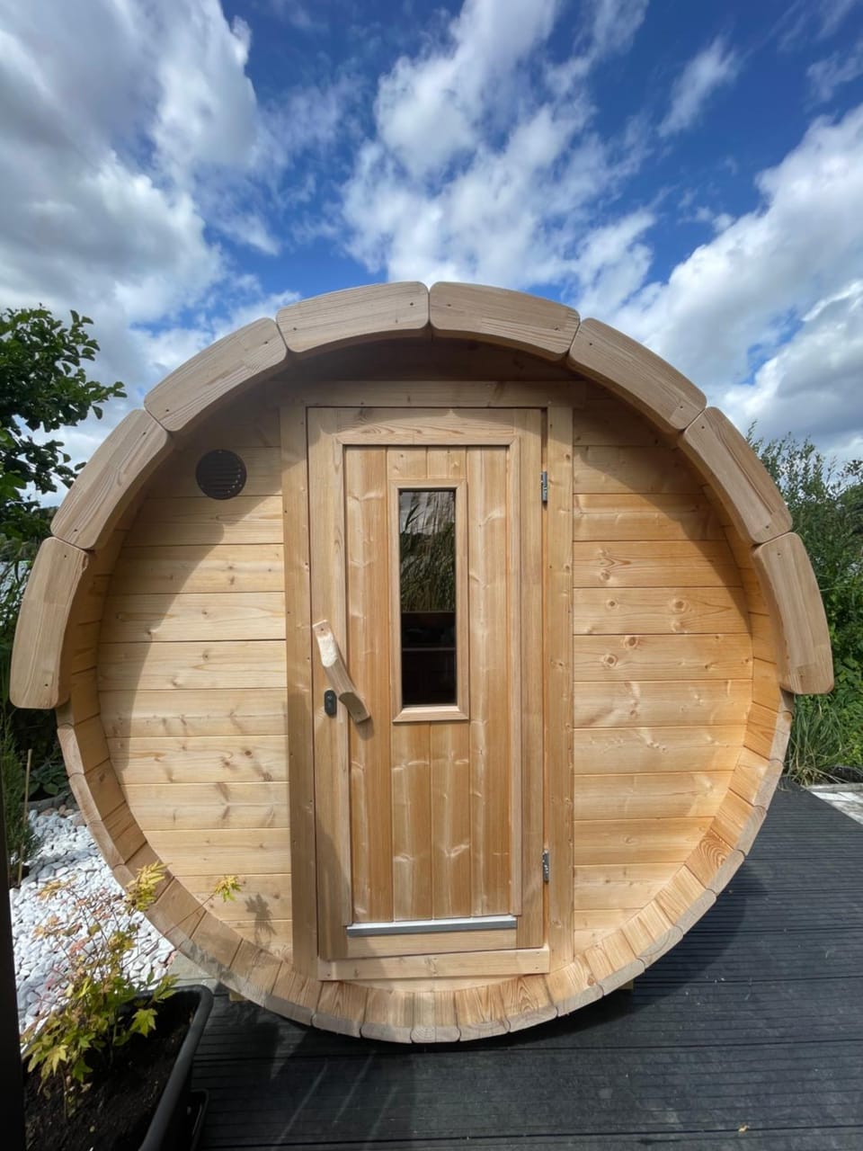 Property building, Garden, Sauna, Garden view
