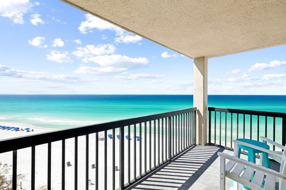 Balcony/Terrace, Seating area, Beach, Sea view