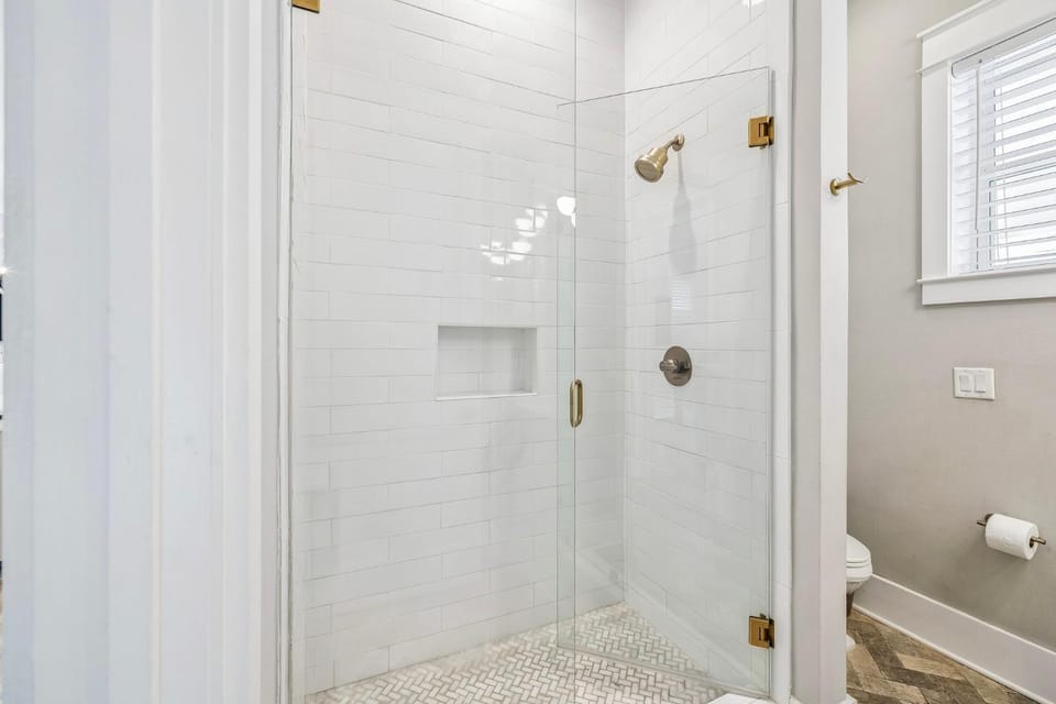 Shower, Bathroom, towels