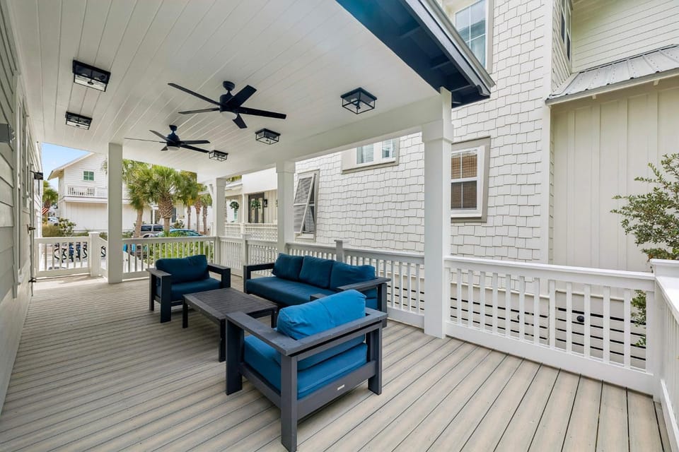 Patio, Seating area