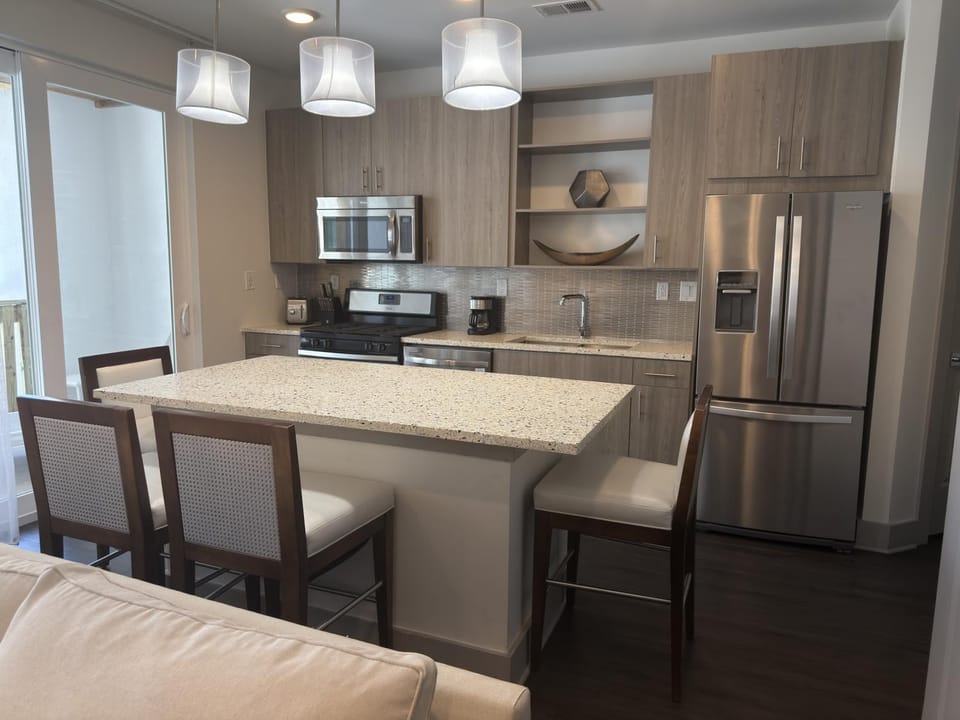 Kitchen or kitchenette, kitchen