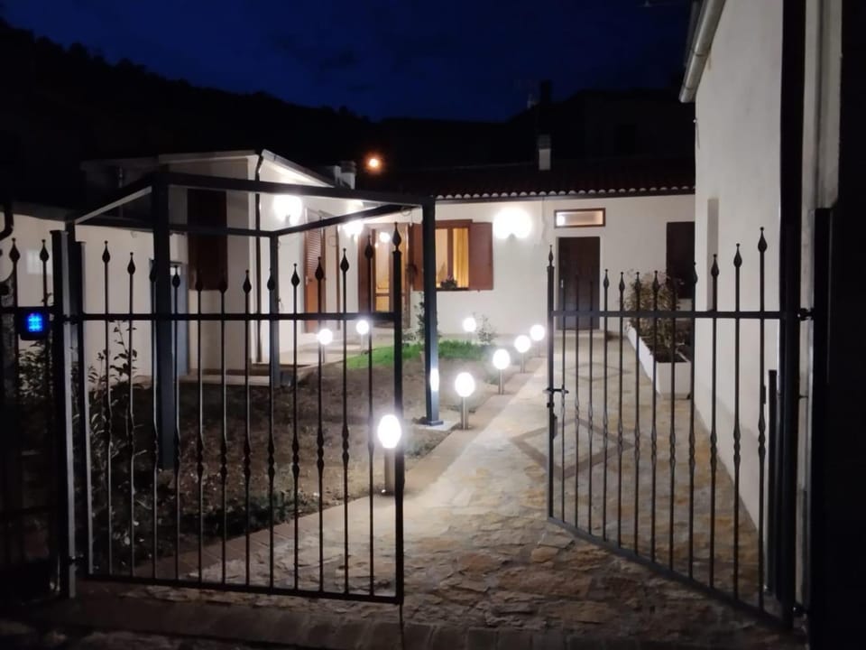 Neighbourhood