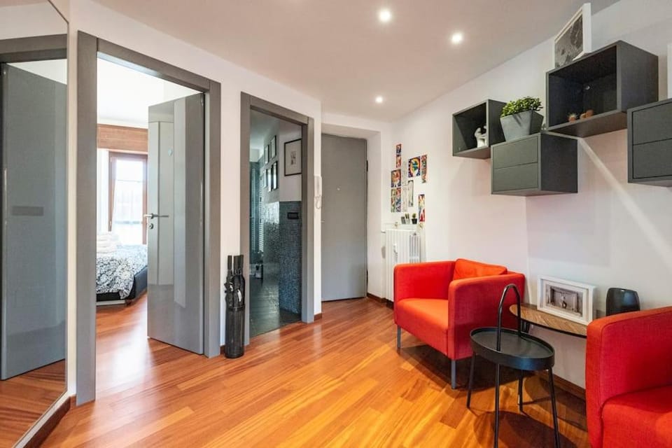 Living room, Seating area, Evening entertainment