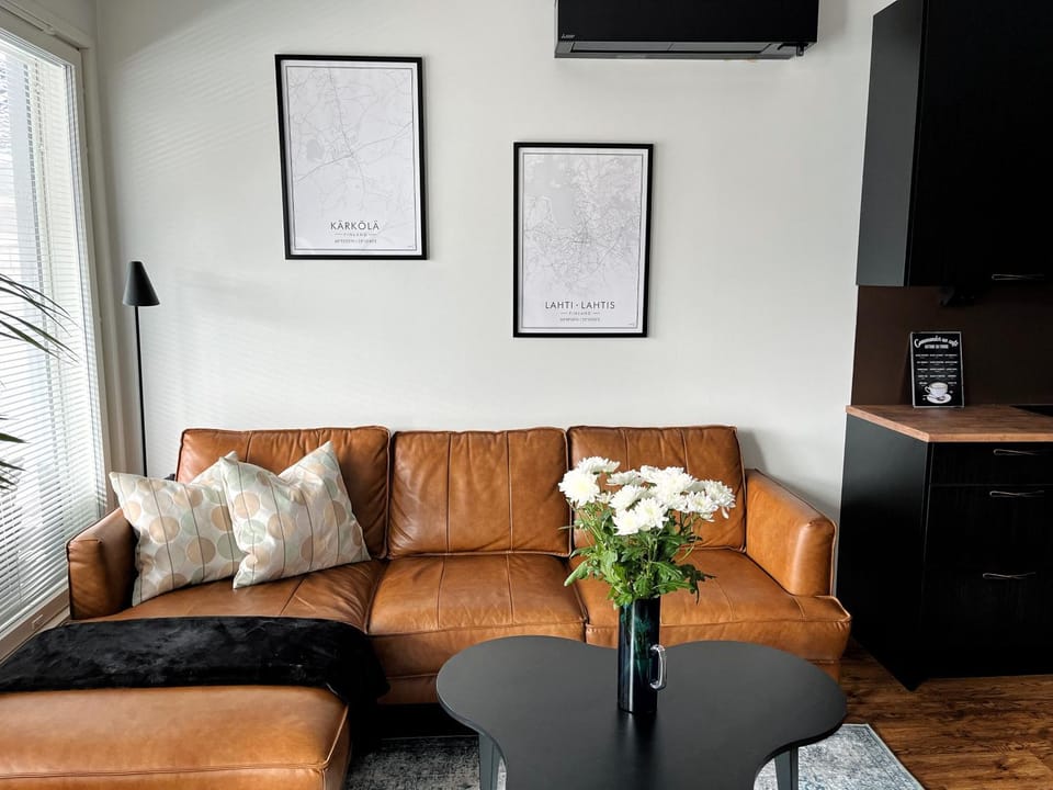Living room, Seating area