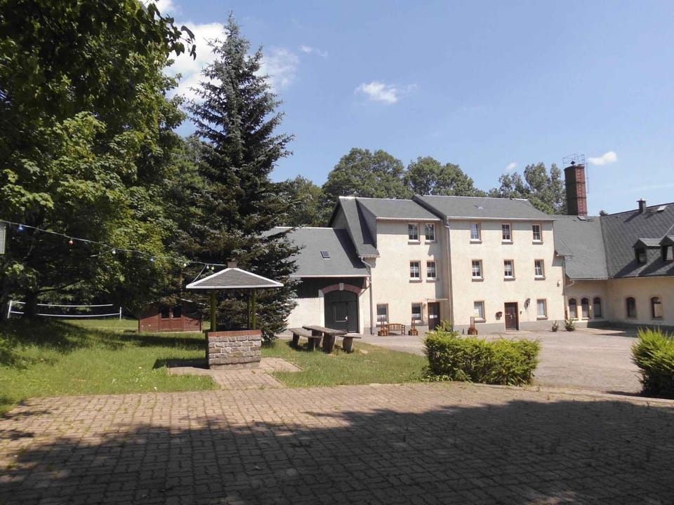 Nearby landmark, Summer, Garden