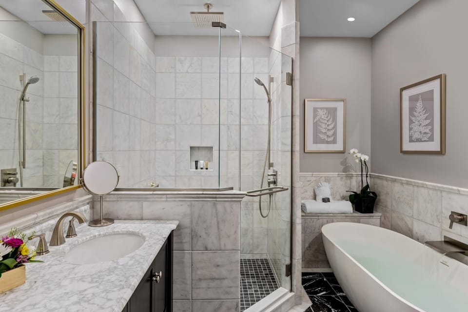 Shower, Bathroom, Bath, towels