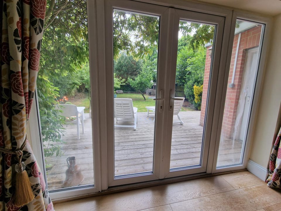 Garden view, Internal: Not applicable to any particular room