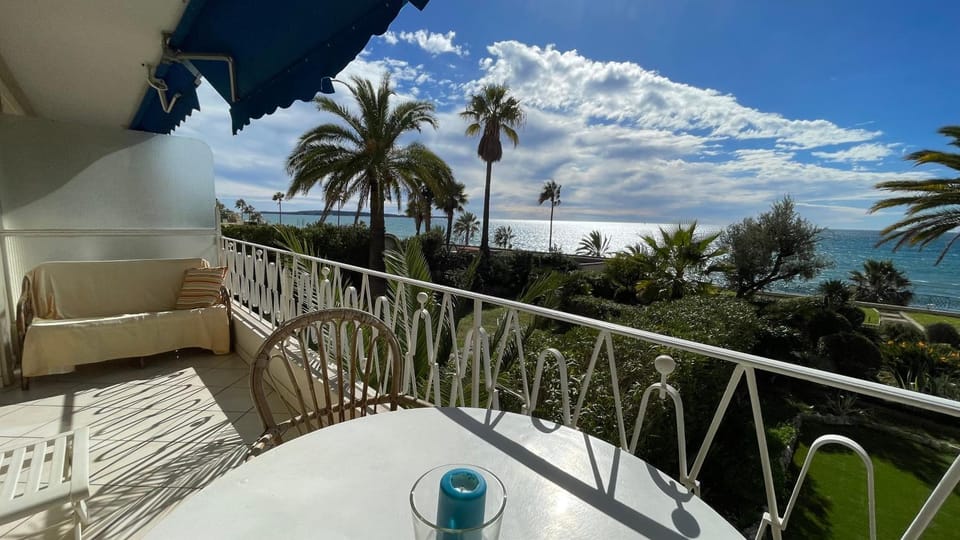 Property building, Natural landscape, Garden, View (from property/room), Balcony/Terrace, Other, Beach, Area and facilities