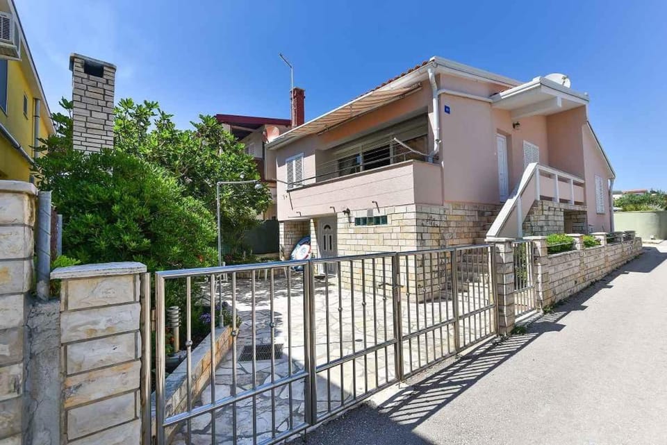 Property building, Summer