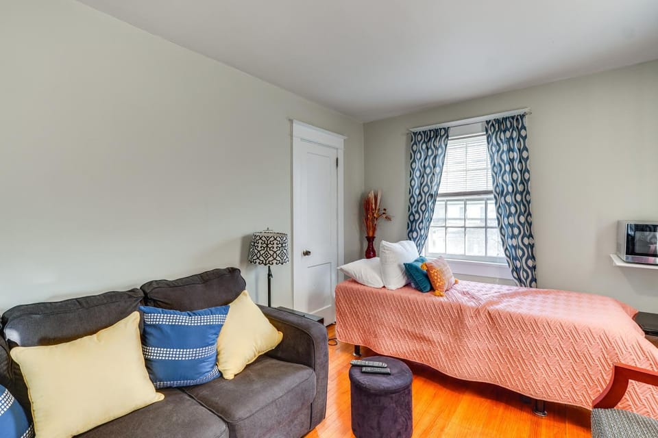 Pet-Friendly Ellenville Apartment in the Catskills Apartment in Ellenville