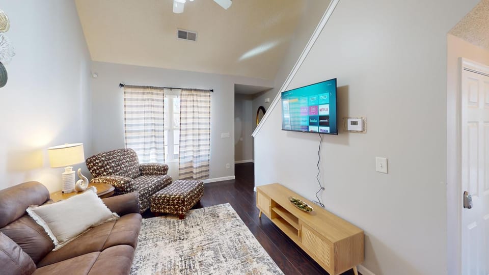 Budget-Friendly 4BR Near Downtown Cartersville House in Cartersville