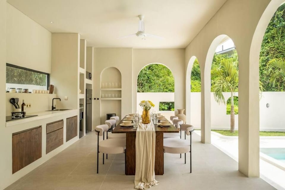Natural landscape, Kitchen or kitchenette, Dining area, Swimming pool