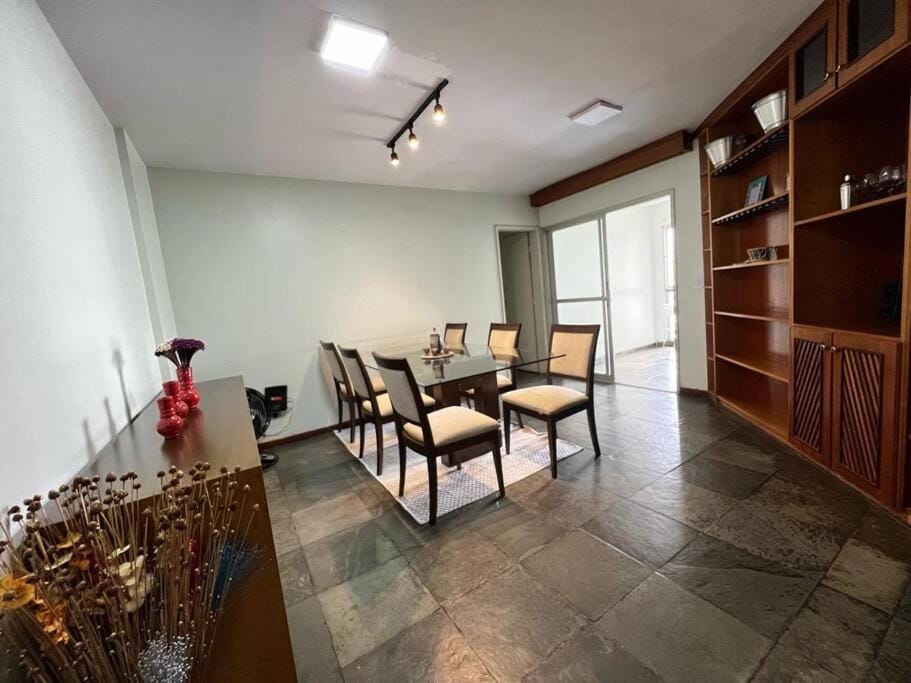 Vista para Serrinha e Pq Areião 2Q completo Maternidade Fêmina Mercados Av 85 ap 1007 Apartment in Goiania