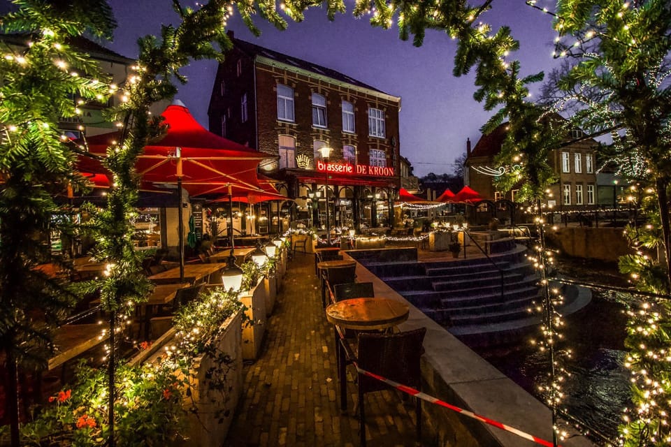 Property building, Restaurant/places to eat, Night