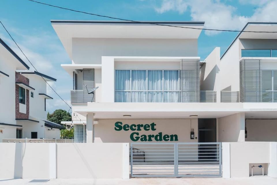 Kuala Selangor Secret Garden@KTV(walk to McDonald) House in Selangor, Malaysia